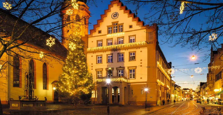 Karlsruhe & Baden-Baden – Deutsche Eleganz und Entspannung inmitten der Natur