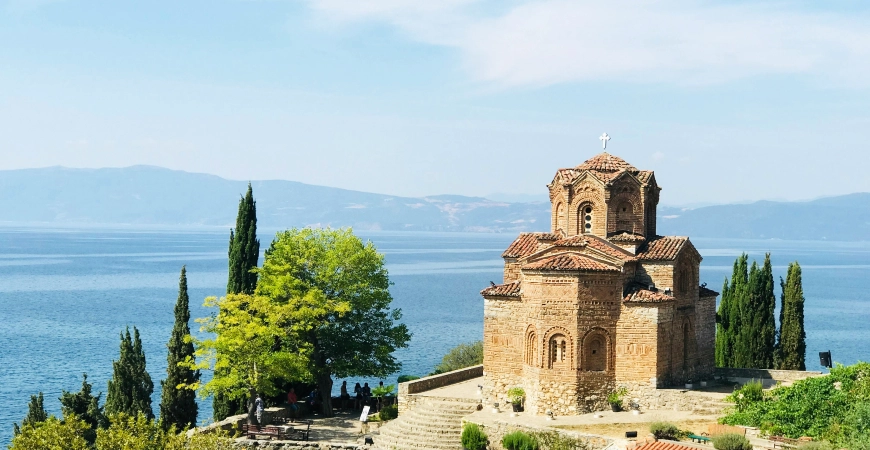 Ohrid – wo Geschichte und See in perfekter Harmonie aufeinandertreffen.